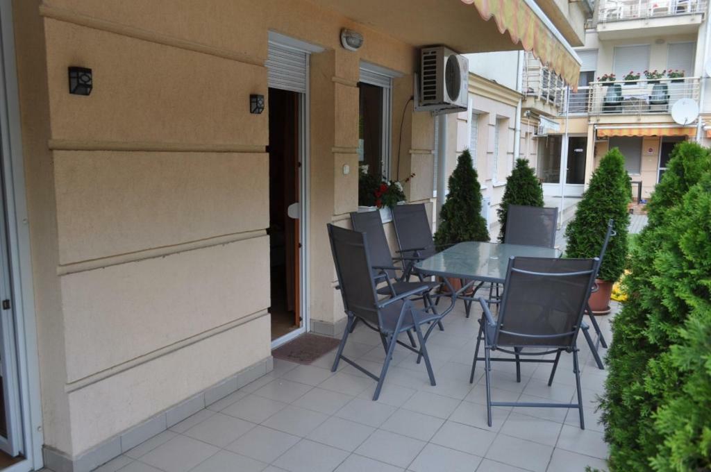 Relax Beach Apartman Hajdúszoboszló Exteriör bild